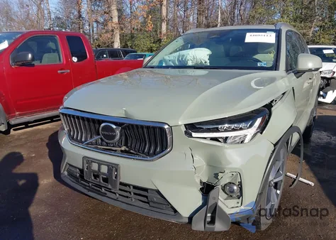2023 Volvo Xc40 B5 Plus Bright Theme from USA, damaged, VIN YV4L12UN9P2947593